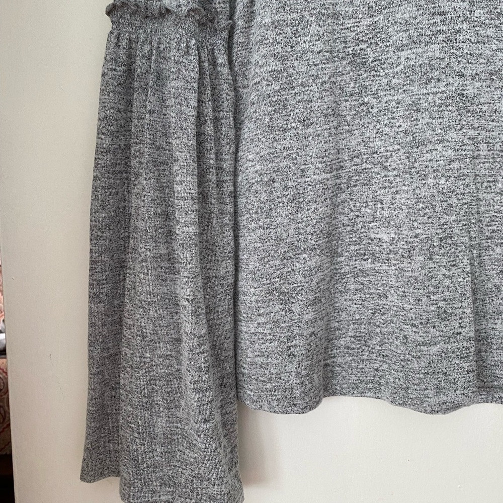 GAP pullover - Picture 4 of 4